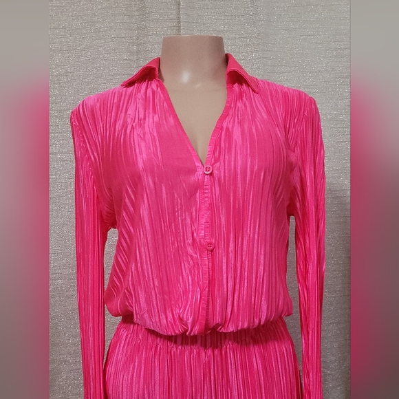 2 pieces set outfit new size S, M, L available strech material ♥️ - Picture 12 of 13